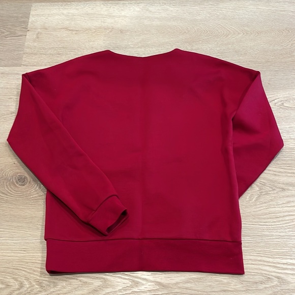 Lacoste logo sweater in size 34. In great condition. - Picture 2 of 2